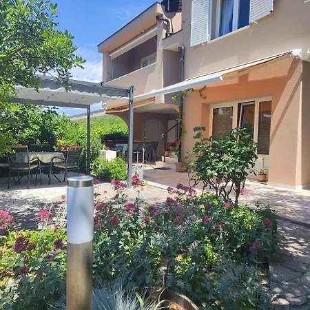5351b Apartman