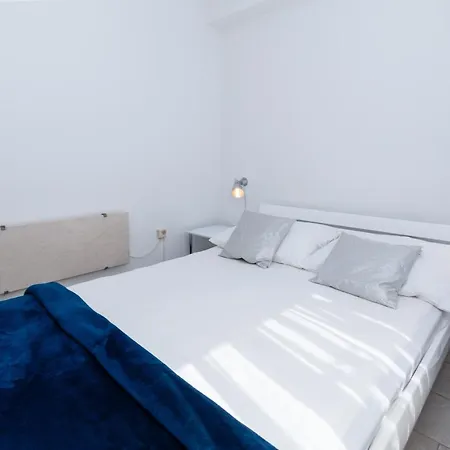 5351b Apartman Punat